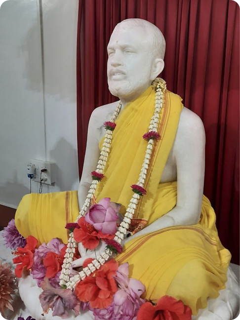 Sri Ramakrishna Statue